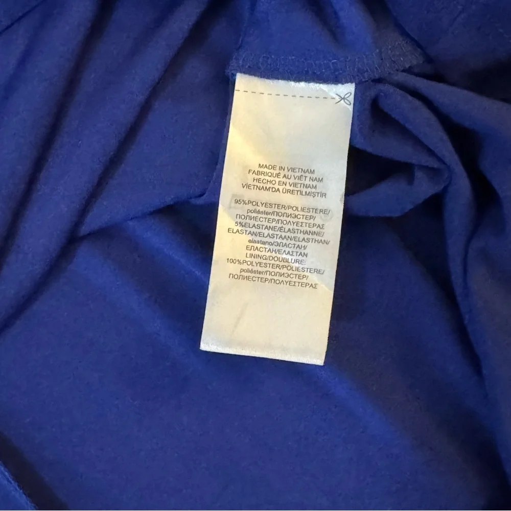 Chaps Royal Blue Dress

#1344 - Picture 5 of 7